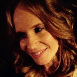 Meet your Posher, Suzanne